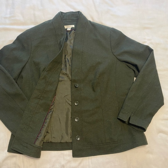 Ladies 18W Coldwater Creek dark green wool blend jacket, covered front buttons - Picture 5 of 11